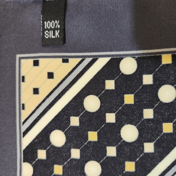 Men’s Pocket Square Geometric Pattern Black Gray Cream Gold Silk Scarf 13” x 13” - Picture 4 of 7